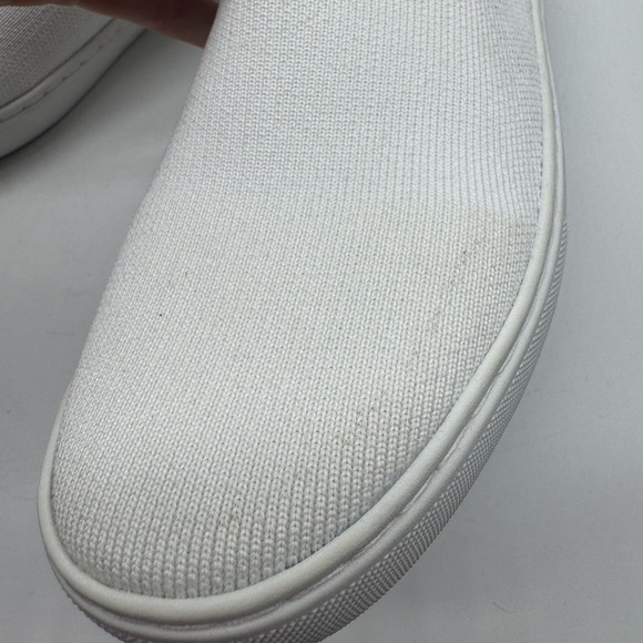 Rothy’s The Original Slip on Sneaker White Size 9 - Picture 2 of 16